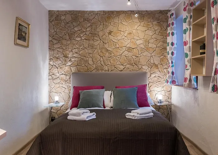 V Kovarne * Чески-Крумлов